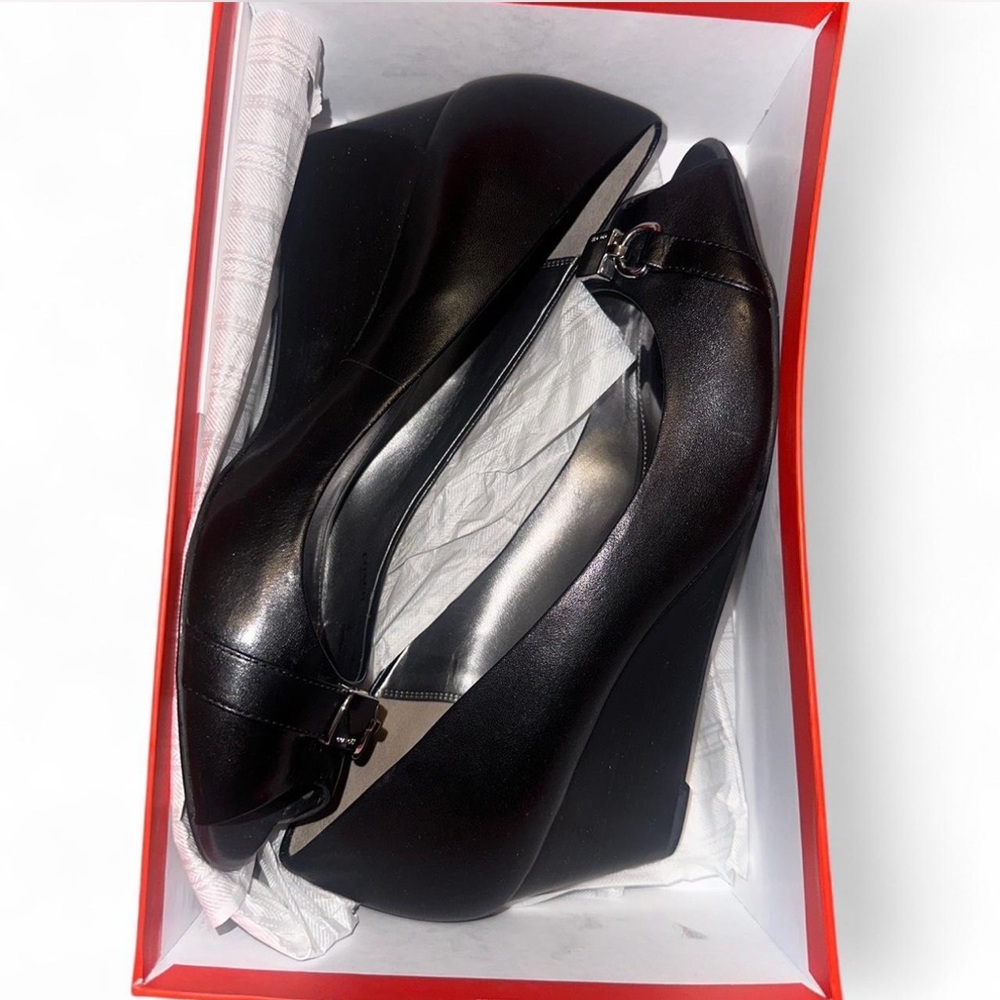 COACH black pumps size 10 women’s